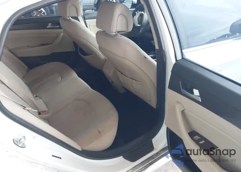 2017 Hyundai Sonata Sport z USA, uszkodzony, nr VIN 5NPE34AF4HH503102